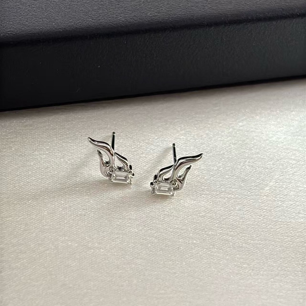 Flame Stud Earrings for Men Women Streetwear Hip Hop Punk Unisex Style